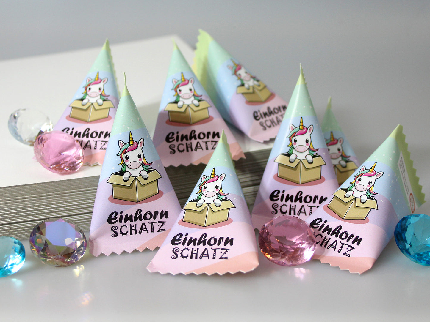 Einhorn Schatz Mystery Box für Mädchen | Glitzer Armband oder Glas Diamant | Mitgebsel & Adventskalender Geschenk